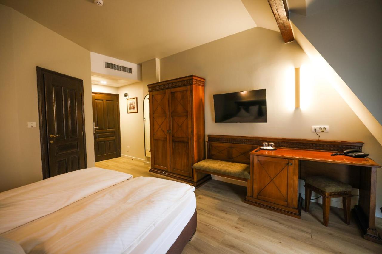 Pensiunea Nora Timisoara Ngoại thất bức ảnh